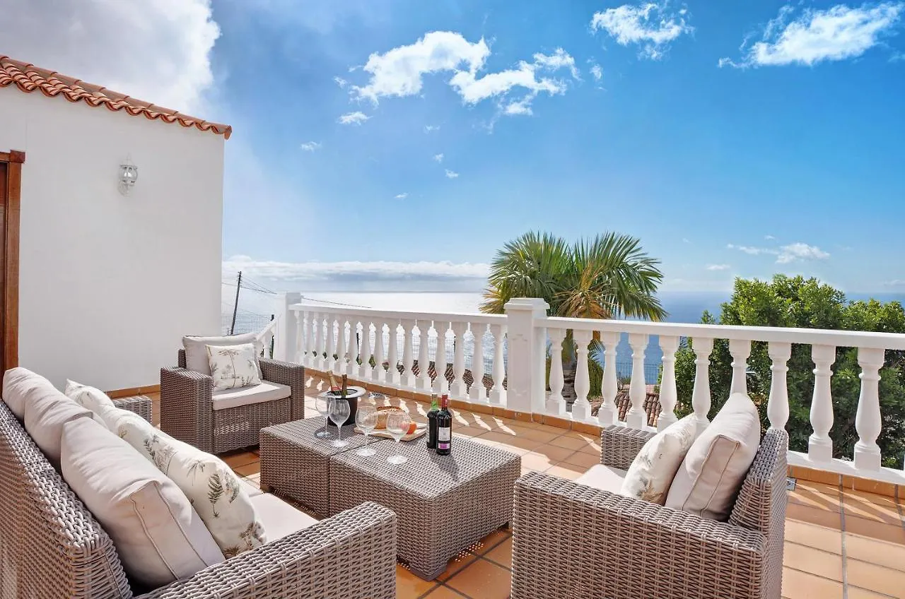Holiday home Casa 1700 Los Quemados Spain