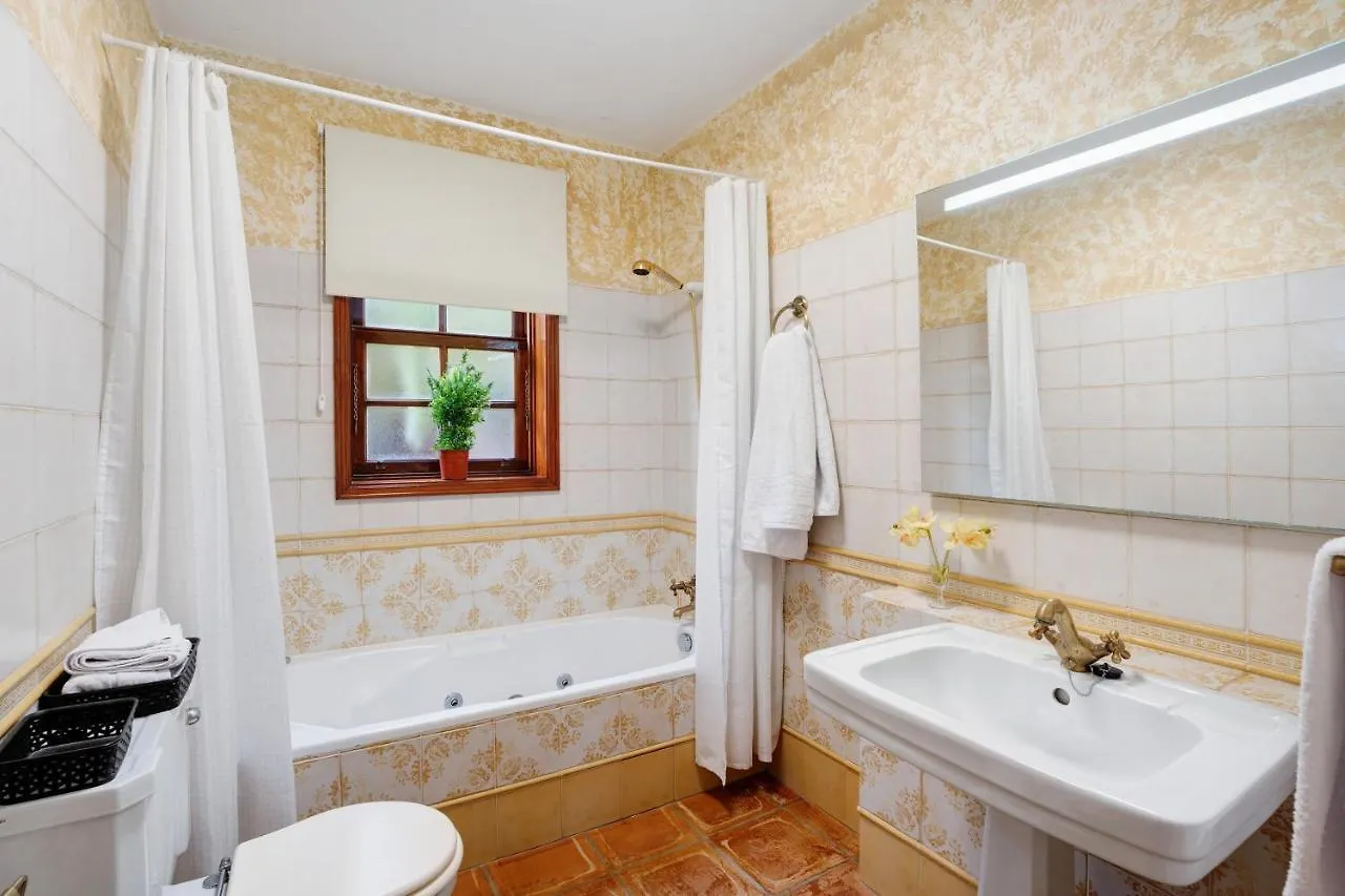 Holiday home Casa 1700 Los Quemados Villa Spain