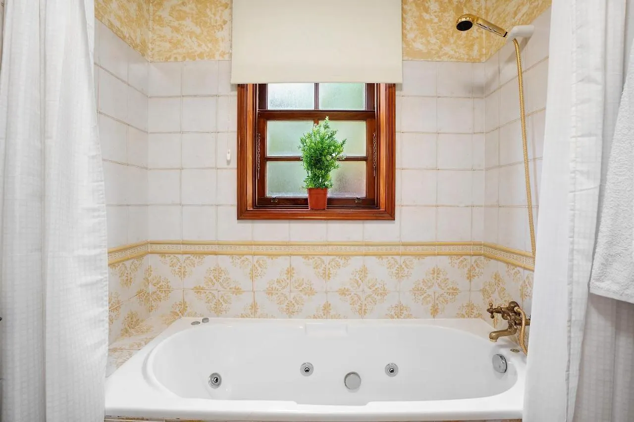 Casa 1700 Los Quemados Holiday home